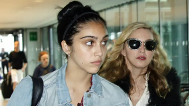 Madonna nu e deloc incantata de teribilismul fiicei sale, Lourdes