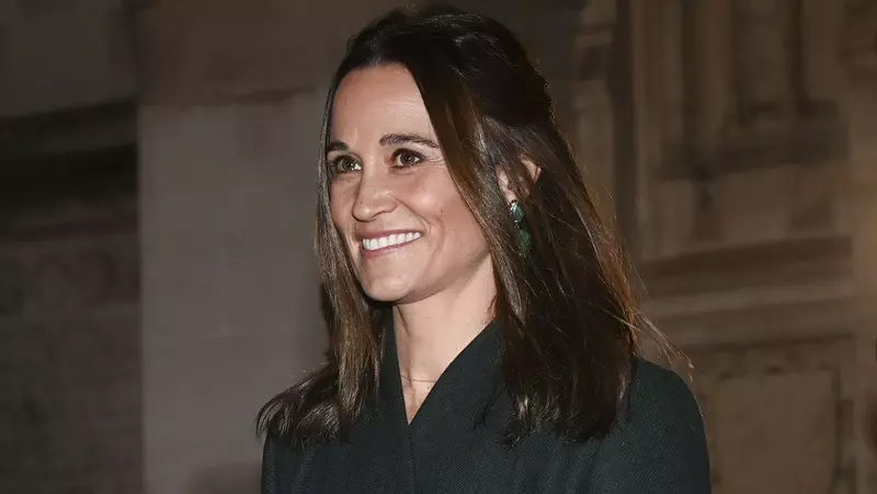 The Duke and Duchess of Cambridge and Members of the Royal Family, at Christmas community carol service, Westminster Abbey, London, UK - 08 Dec 2021