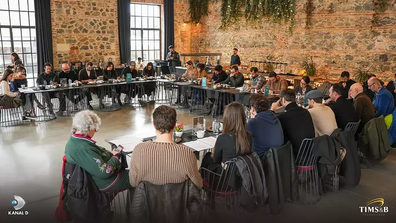 Eşref Rüya, imagini cu echipa serialului turcesc (7)