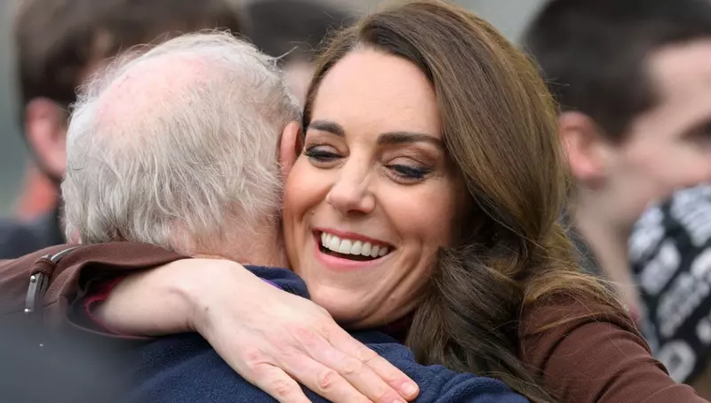 Kate Middleton, întâlnire emoționantă cu fostul ei profesor de istorie 1