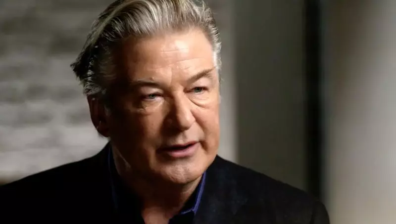 O parte din acuzațiile aduse lui Alec Baldwin au fost retrase 1