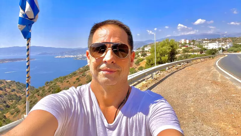 dan-negru-vacanta-la-mamaia-1