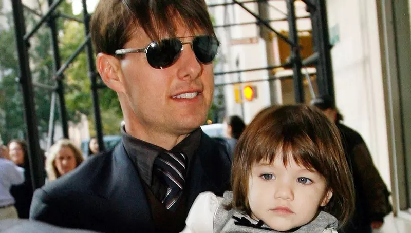 Suri si Tom cruise