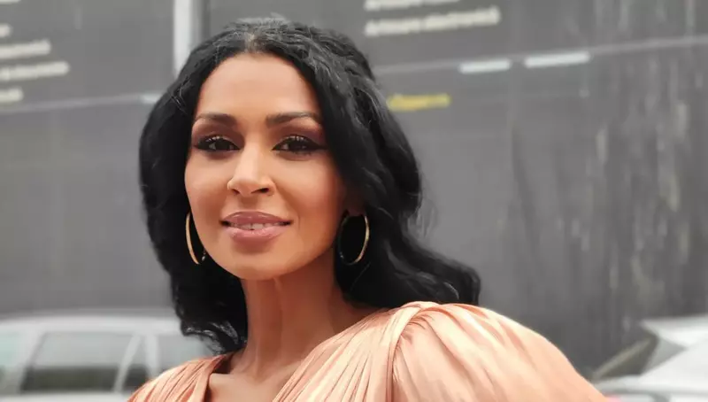 majda-aboulumosha-urmarita-de-ghinioane-1