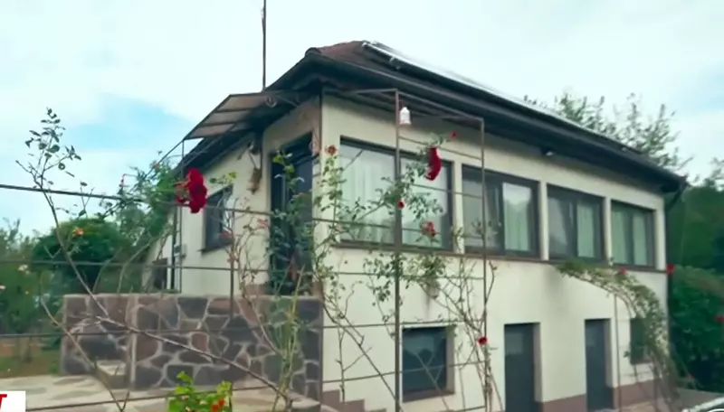 casa elena lasconi 2