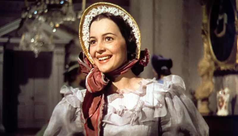 Olivia de Havilland a împlinit 104 ani. Este cel mai longeviv star de la Hollywood.
