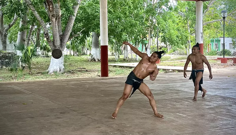 People who play the Mayan ball game. (Pernel Media/Maria Teresa Scotti)