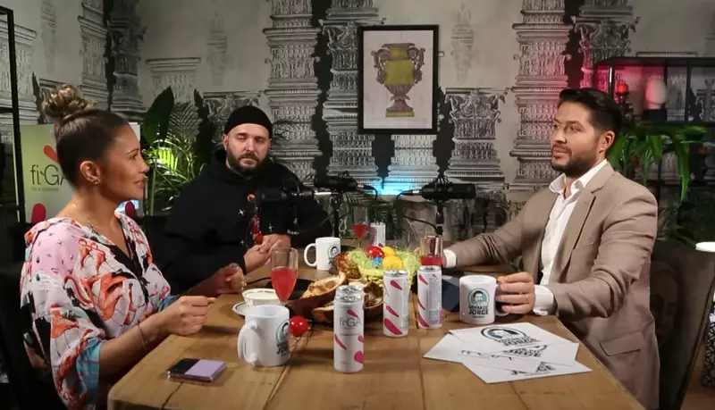 Ce spune Ionuț Ghenu despre presupusul conflict dintre Lora și Delia. 'Mi-a scris un prieten, când eram în Bali'