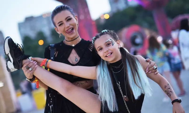 Giulia anghelescu si fiica antonia