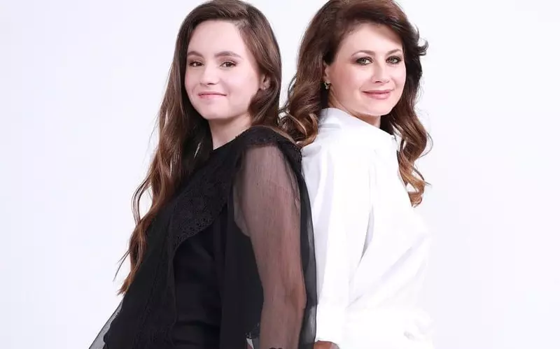 corina-danila-si-fiica-ei