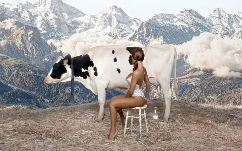 Kanye West and wife Bianca Censori new music video