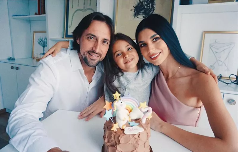 Cristina, Denis și fiica lor Delia