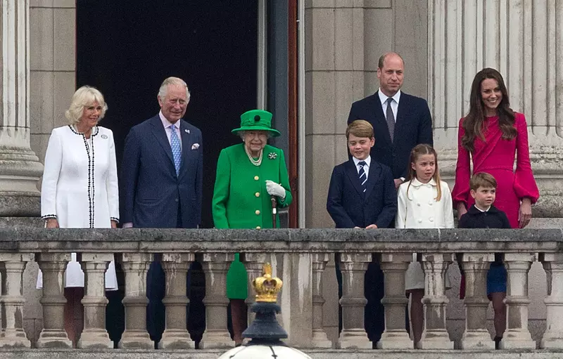 Queen Elizabeth II Appearance On Buckingham Palace Balcony After The Platinum Jubilee Pageant. London