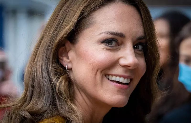 Trei trucuri de machiaj care o întineresc pe Kate Middleton cu 10 ani