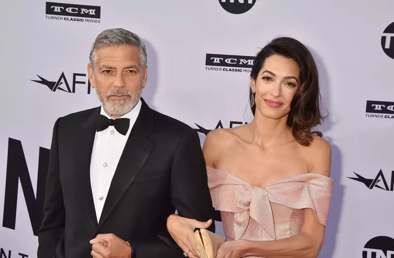 Primele imagini cu gemenii soților Clooney