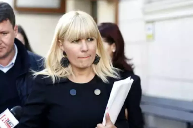 elena udrea 44