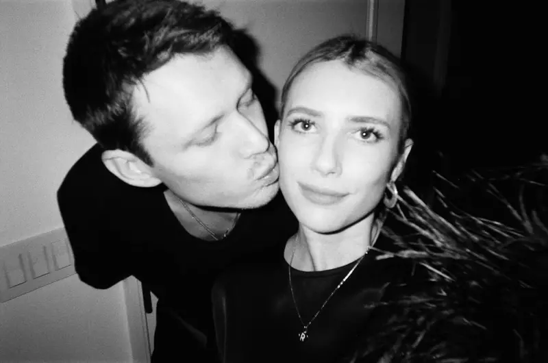 Emma Roberts și Cody John, logodnicul ei