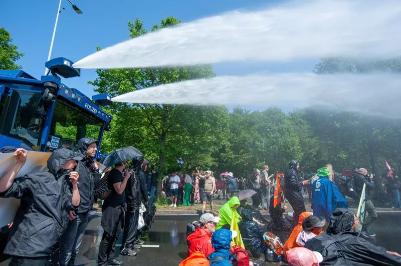 extinction-rebellion-hepta_7168863