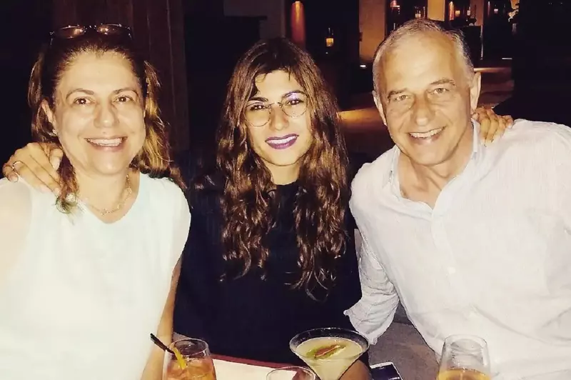 Cu ce se ocupă fiica lui Mircea Geoană. Ana Geoană trăiește în Los Angeles