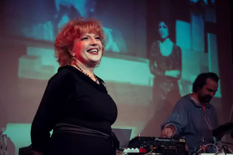 la mulți ani corina chiriac