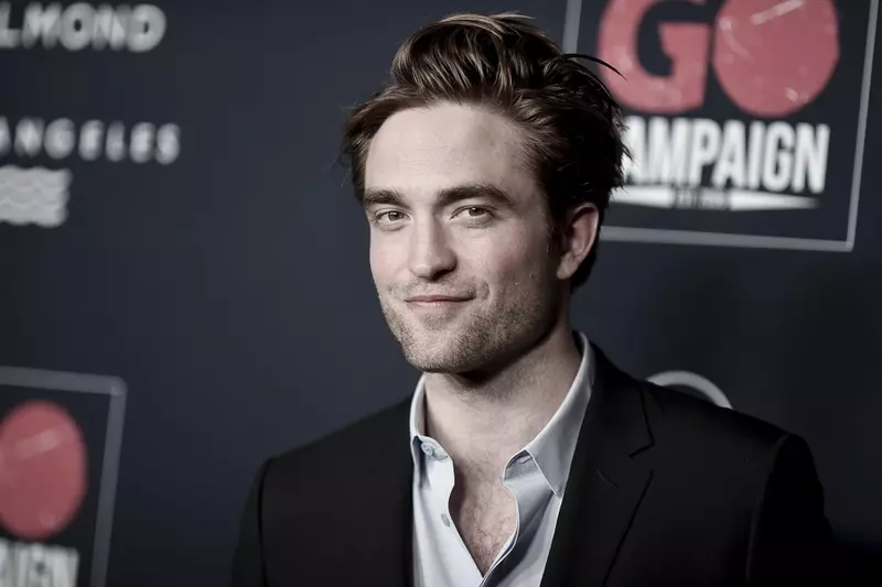 Robert Pattinson