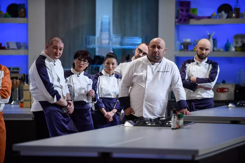 Sunt ultimele confruntări de la „Chefi la cuțite” Chef Dumitrescu dă afară doi concurenți (2)