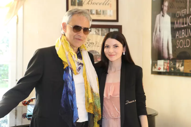 Anca Lungu a fost acasă la Andrea Bocelli (1)