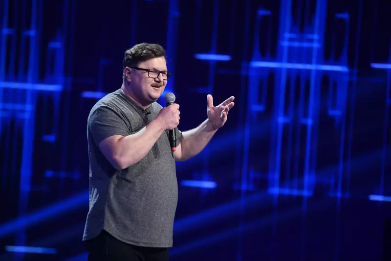 Radu Carbon iUmor (1)