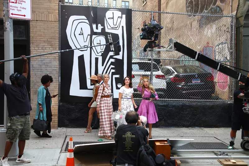 Sarah Jessica Parker with Cynthia Nixon and Kristin Davis together on set in New York