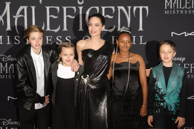 Cum arată astăzi Zahara. Fiica adoptivă a Angelinei Jolie îi calcă pe urme celebrei sale mame