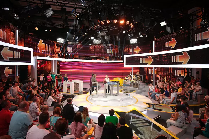 Maia-Morgenstern-la-Tu-urmezi_Kanal-D-1