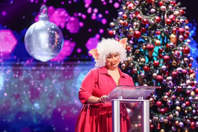 stefana-badiu-roast-gala-de-craciun-iumor-sezon-13-2022