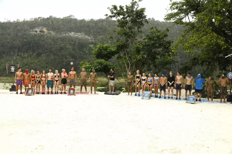 FAIMOSII-vs-RAZBOINICII