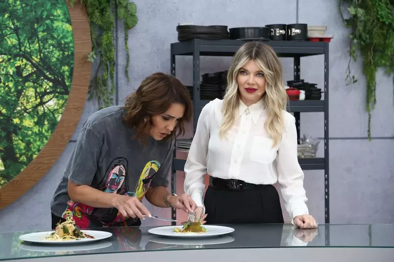 cine-a-castigat-amuleta-la-chefi-la-cutite-25-aprilie-2023-3