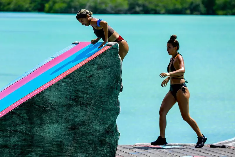 Survivor România 2023. Daniel Pavel, surpriză pentru tribul Taino. La cine a ajuns recompensa