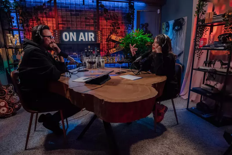 cum-se-intelegea-mara-banica-cu-mirela-vaida-si-simona-gherghe