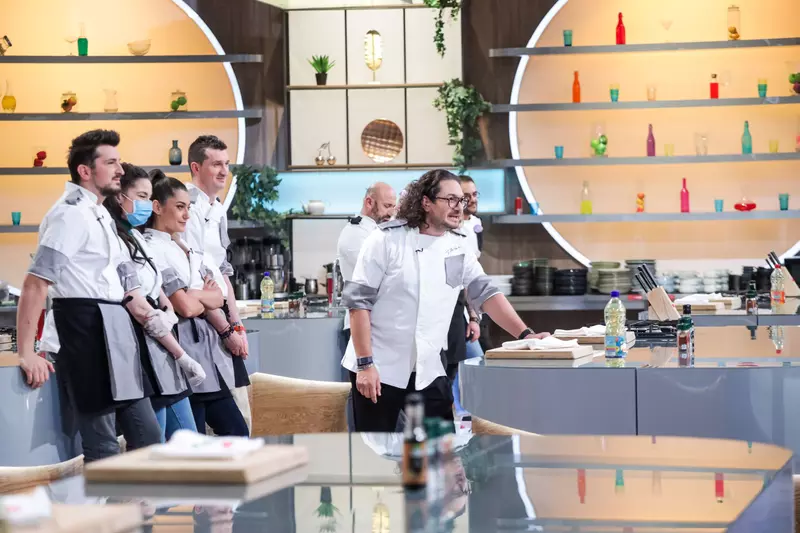 echipa-lui-chef-dumitrescu-inainte-de-ultimul-battle-1