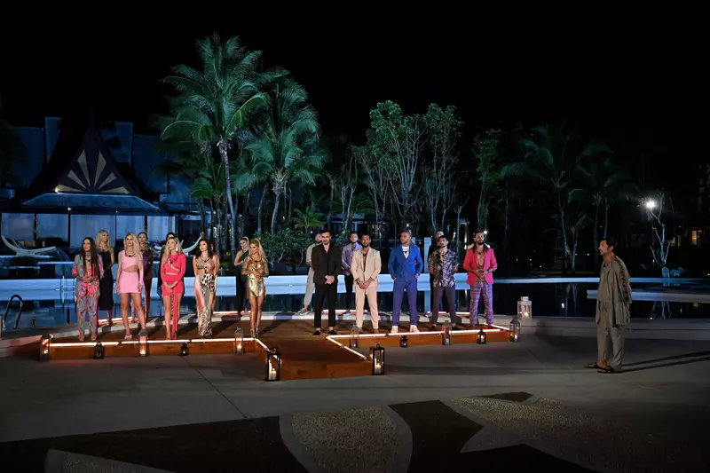 Insula iubirii 2023. Surpriză la ceremonia ghirlandelor. Ce s-a întâmplat după ce ispitele și-au ales preferații