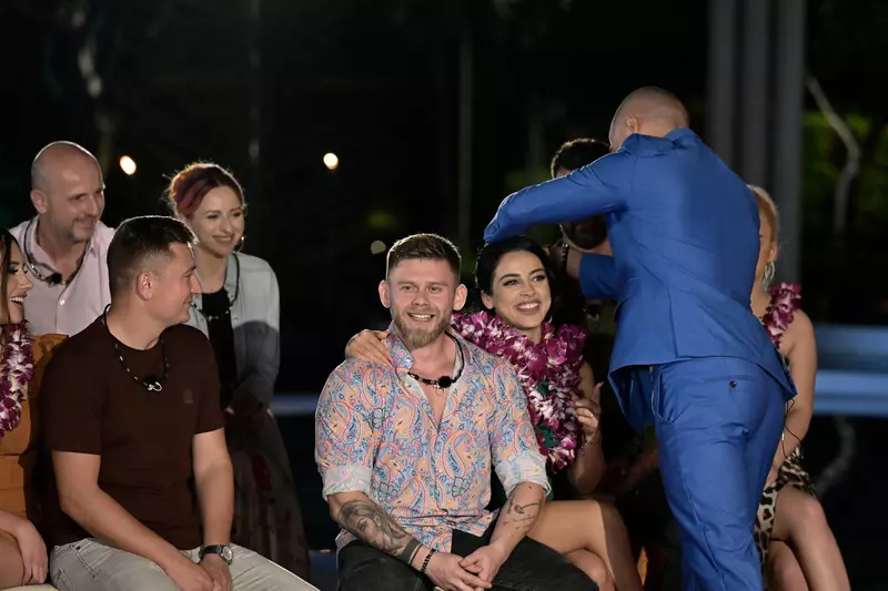 Insula iubirii 2023. Surpriză la ceremonia ghirlandelor. Ce s-a întâmplat după ce ispitele și-au ales preferații