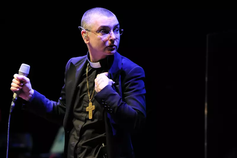 Cântăreața Sinead O'Connor
