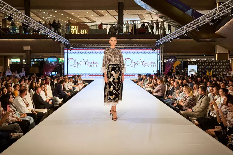 costum popular olgua 1