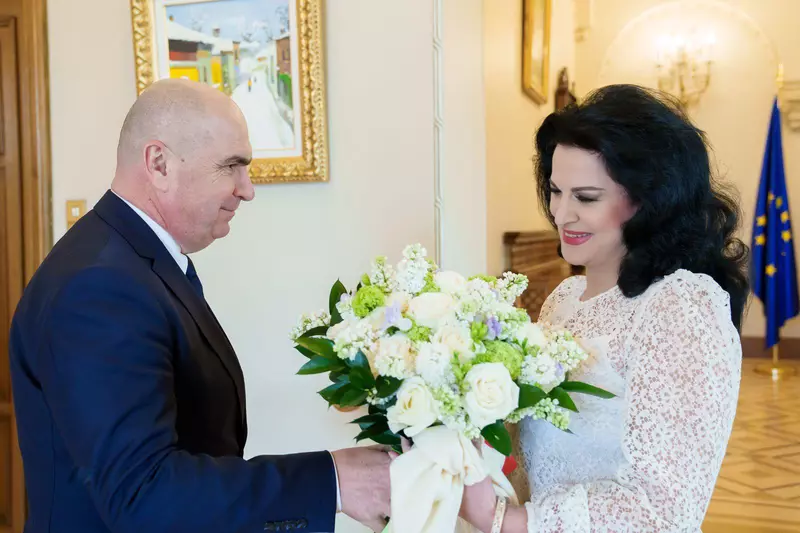Președintele interimar Ilie Bolojan a onorat-o pe Angela Gheorghiu la Palatul Cotroceni, 3 aprilie 2025