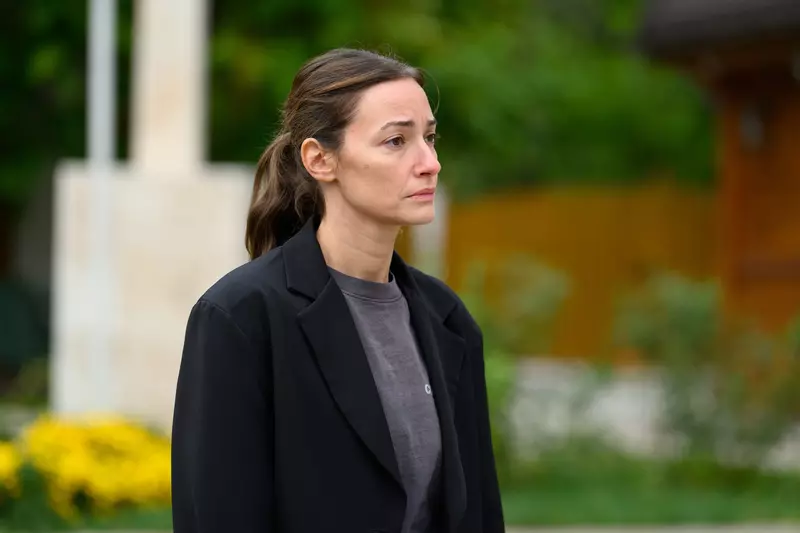 Edi Lucaciu - Cei Trimisi (Raluca Aprodu)