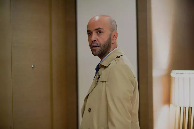 Tablou de familie_serial Kanal D (3)
