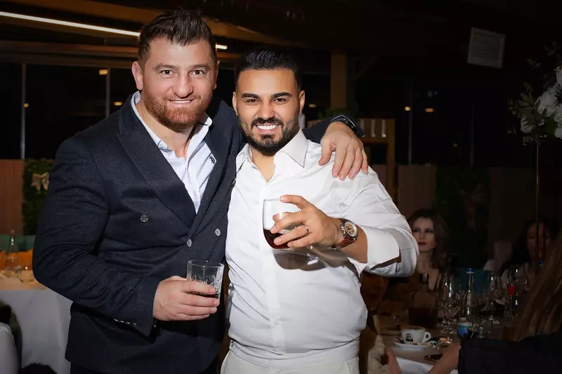 De ce parinții lui Jador au lipsit de la nunta lui  (15)