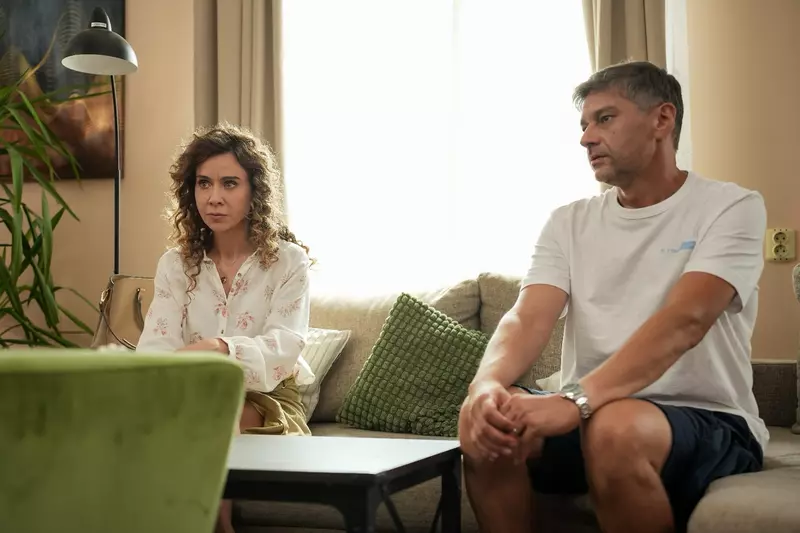 Andreea-Vasile-si-Bogdan-Albulescu-serial-3