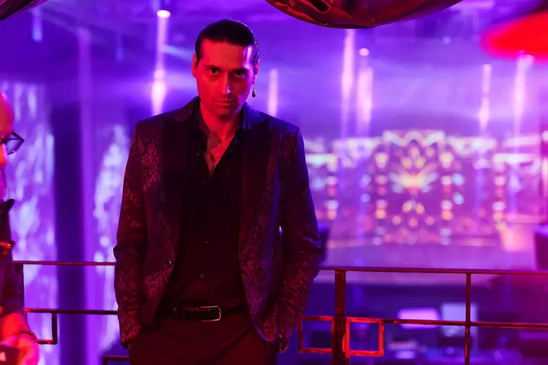 Cine este Vlad Mogoș, băiatul rău din noul serial de la PRO TV, TRAFIC: „Mereu am simțit că un astfel de personaj, care trăiește mai mult în întuneric, poate fi foarte seducător”. Ce spune despre Adela Popescu și Tudor Chirilă / Exclusiv