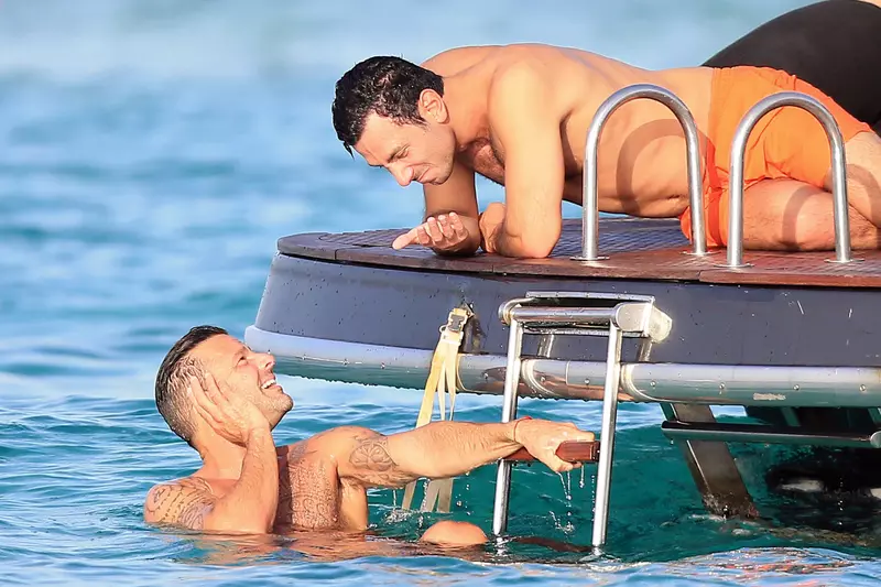 Exclusive… Ricky Martin & Jwan Yosef Enjoy A Getaway In Spain