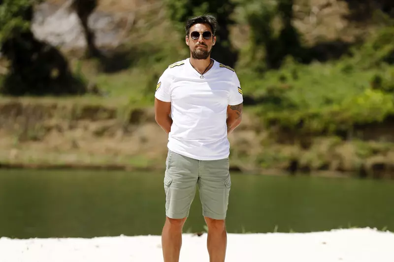 daniel pavel survivor (2)