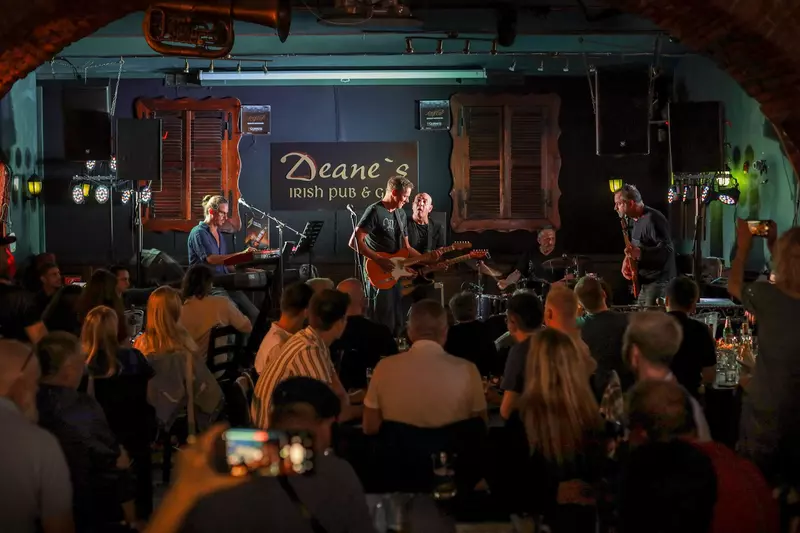 jam-session-deanes-irish-pub-brasov-jazz-_-blues-festival-2023